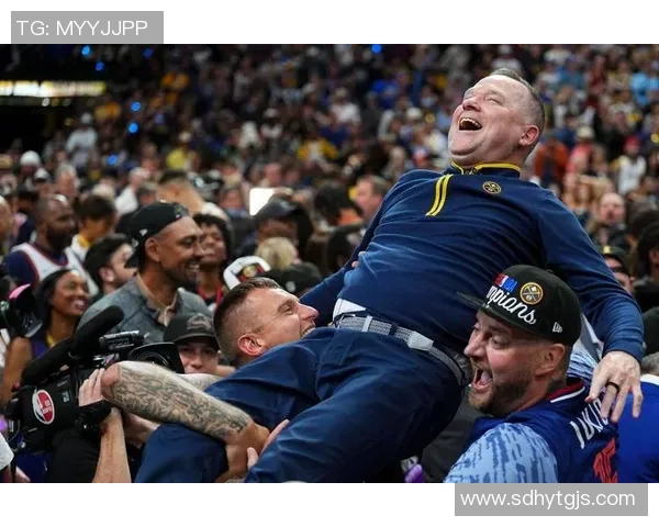 冲突升级！掘金与教练发生激烈争执